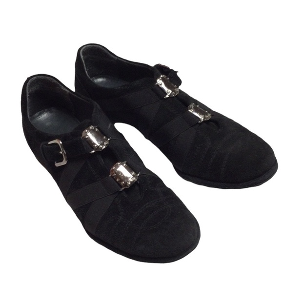 Stuart Weitzman Shoes - Stuart Weitzman Suede Metal Detail Sneakers Sz 5